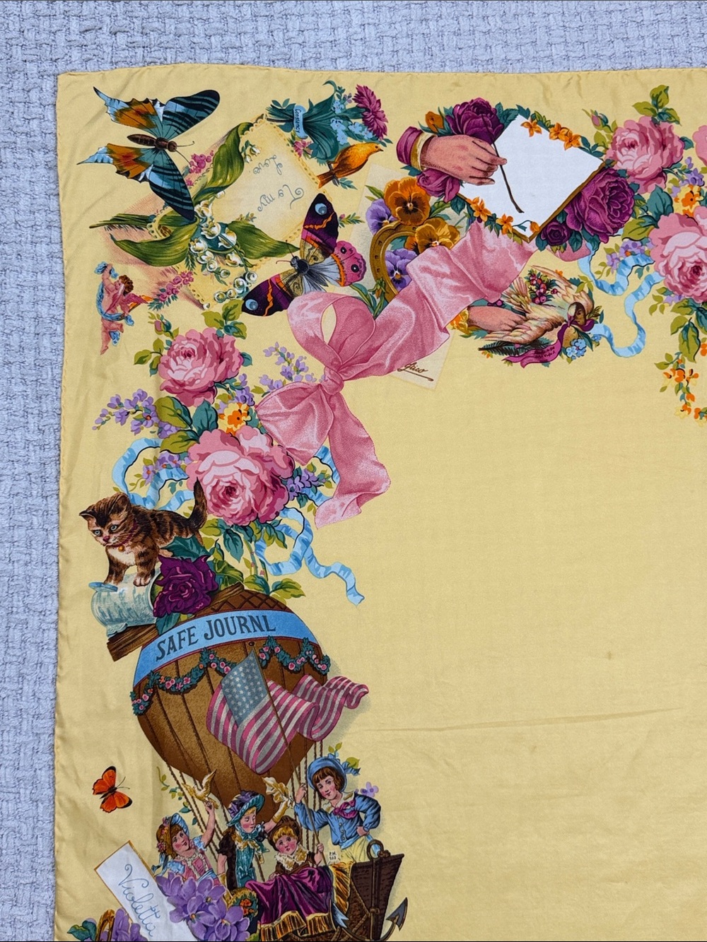 Rare Authentic Gucci Silk Floral Scarf  Whimsical Yellow Animals Hearts Ribbon - Picture 12 of 17